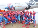 スパイダーマン40名が飛行機に…ジェットスターの特別塗装機“スパイダージェット”運行開始 画像