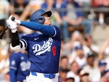 【MLB】大谷翔平は「ドジャーブルーを着るために生まれてきた」“マニア”も衝撃のド軍デビュー弾に大興奮 画像
